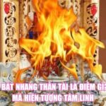Cháy Bát Nhang Thần Tài Là Điềm Gì? Giải Mã Hiện Tượng Tâm Linh