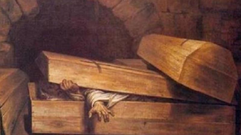 Mơ Thấy 2 Xác Chết Đánh Con Gì?