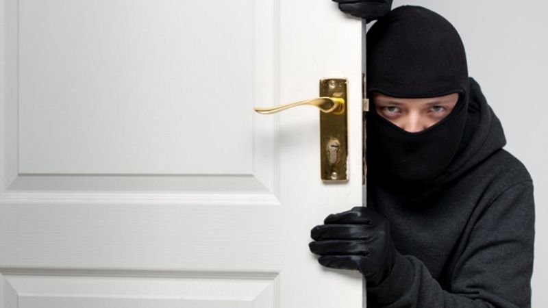Nằm mơ thấy ăn trộm đánh số gì?