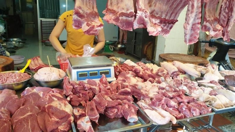 Nằm mơ thấy làm thịt lợn đánh con gì?