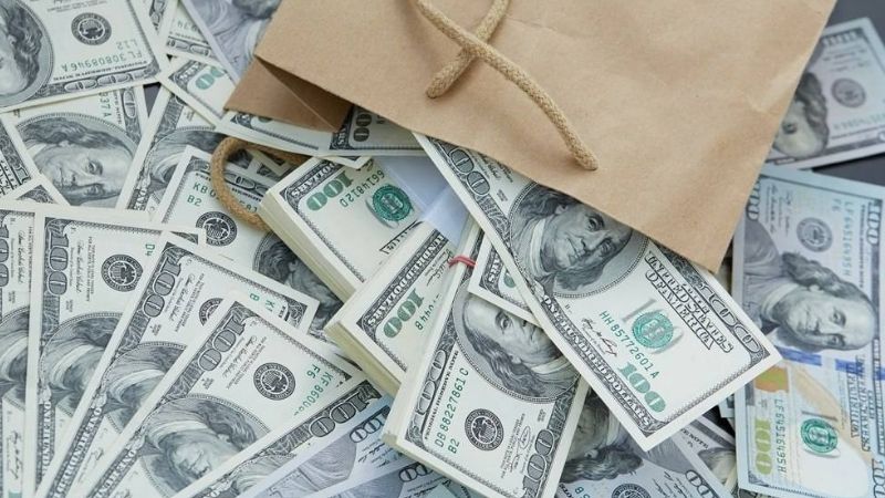 Nằm mơ thấy tiền đánh số gì?