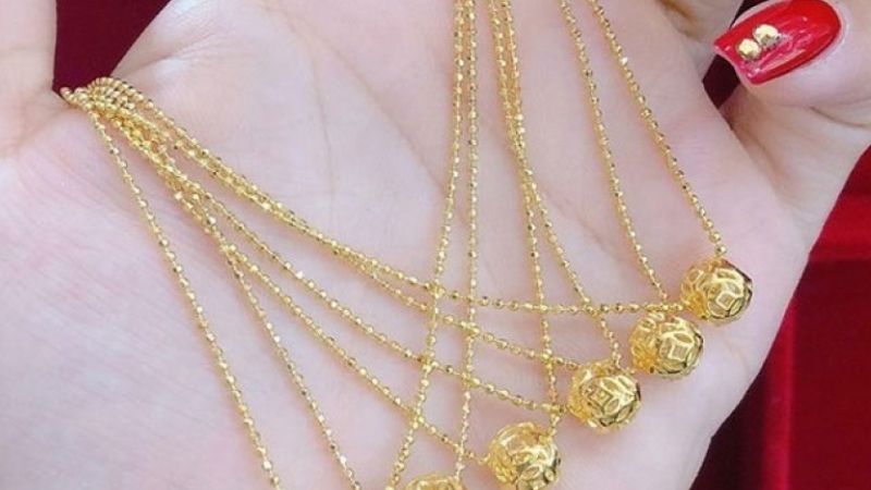 Ý nghĩa chung khi mơ thấy dây chuyền vàng