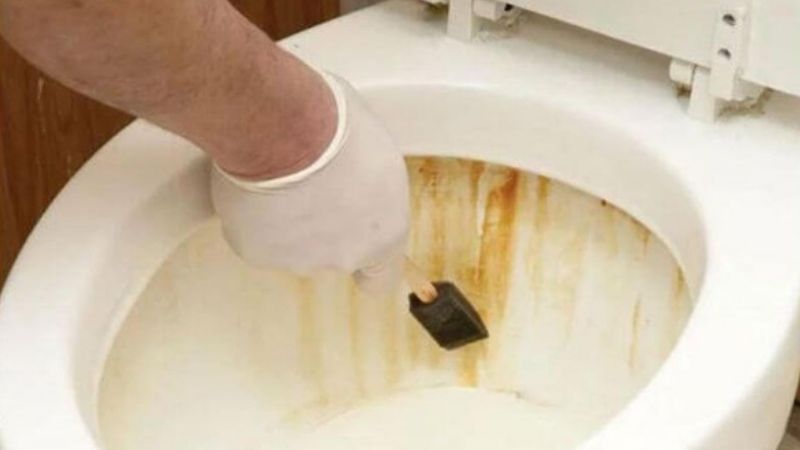 Ý nghĩa chung khi mơ thấy nhà vệ sinh bẩn