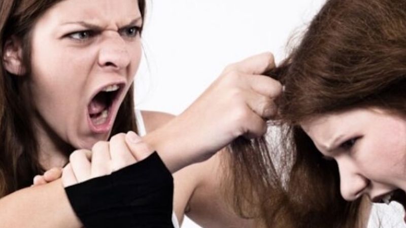 Giải mã giấc mơ đánh lộn: Vì sao bạn lại mơ thấy điều này?