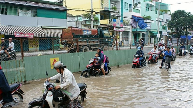 Mơ Thấy Nước Ngập Đường Đánh Con Gì?